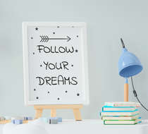 Quadro Infantil Quarto Bebê Menina Menino Follow Your Dreams Preto e Branco