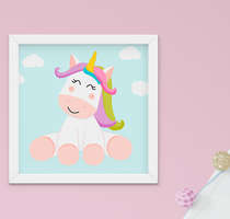 Quadro Infantil Bebê Menina Unicórnio 